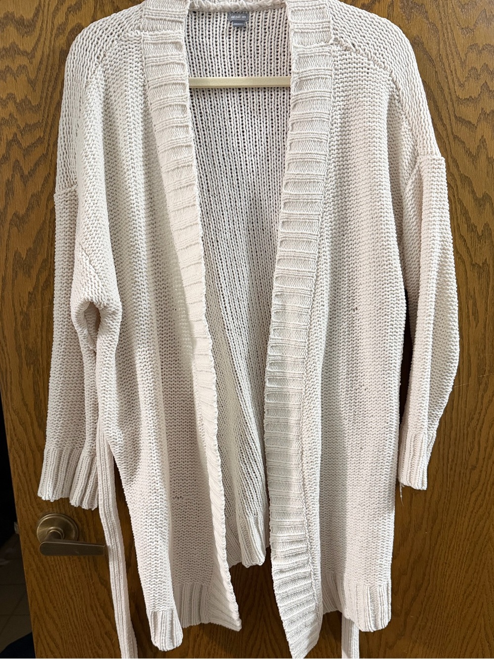 Aerie Cream Chunky Knit Belted Cardigan Sweater Women’s Medium Oversized Cozy
